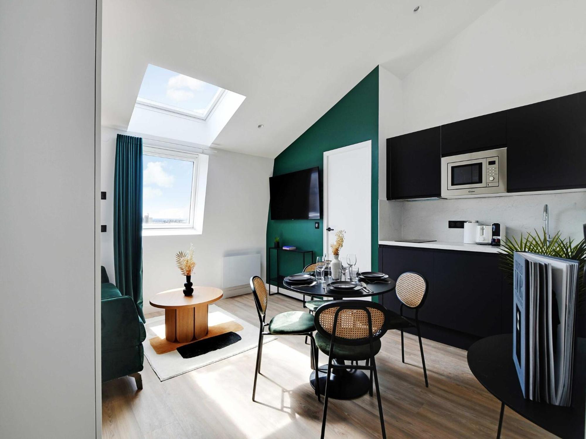 Intimate - 1br 4p - Place De La Nation Parigi