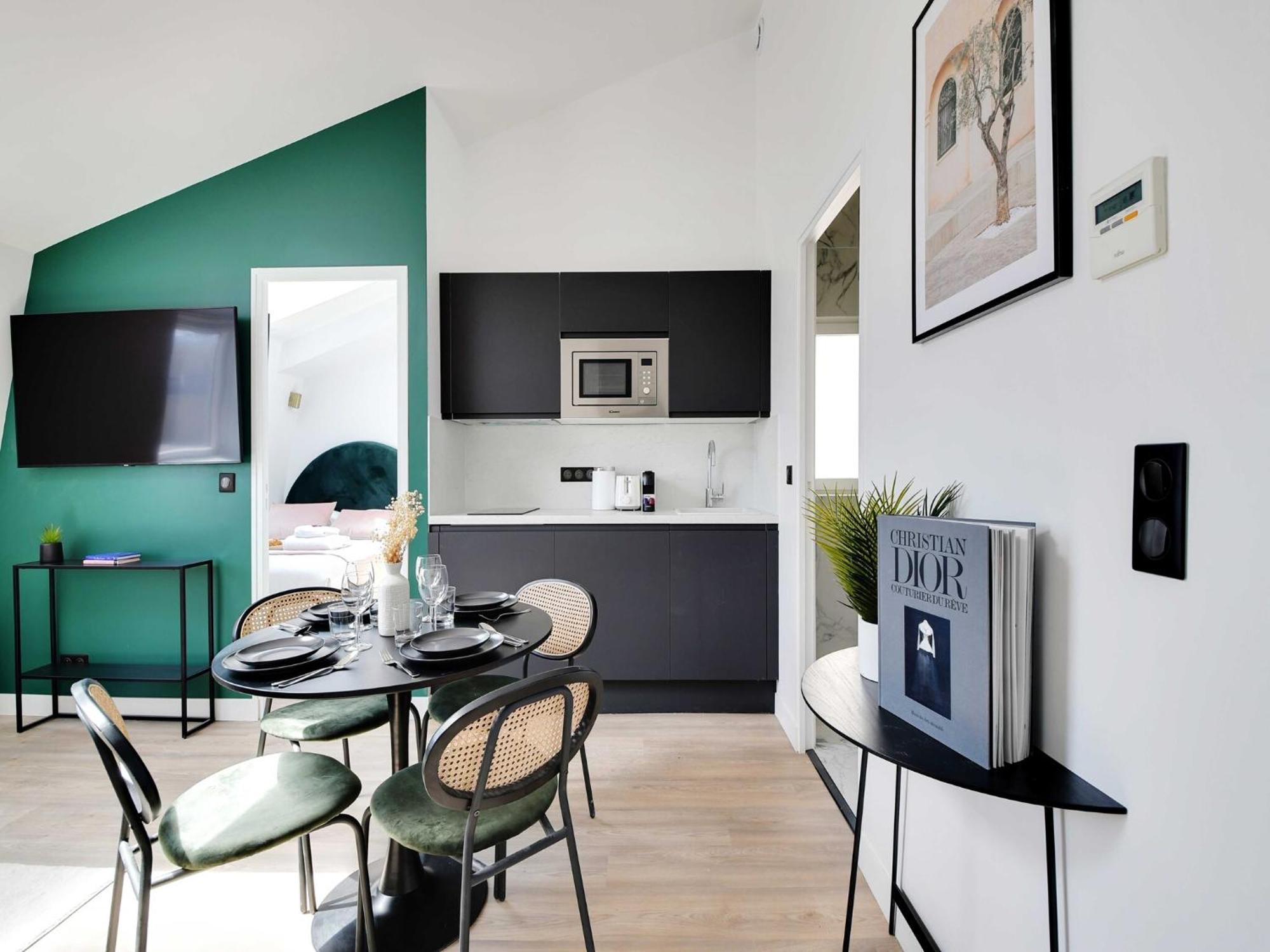 Intimate - 1br 4p - Place De La Nation Appartamento